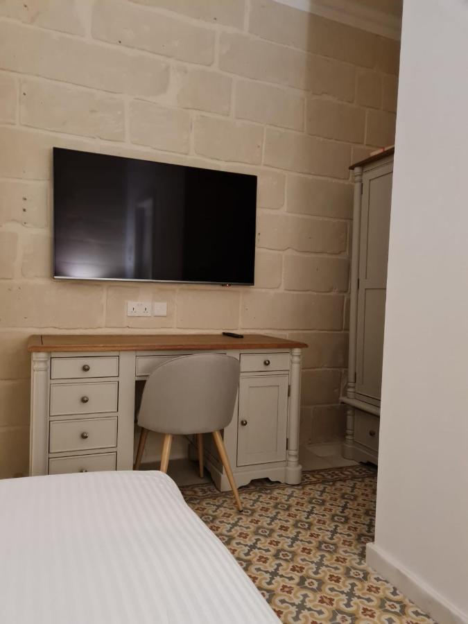 Typical Maltese Maisonette In St.Julians Saint Julian's Екстер'єр фото